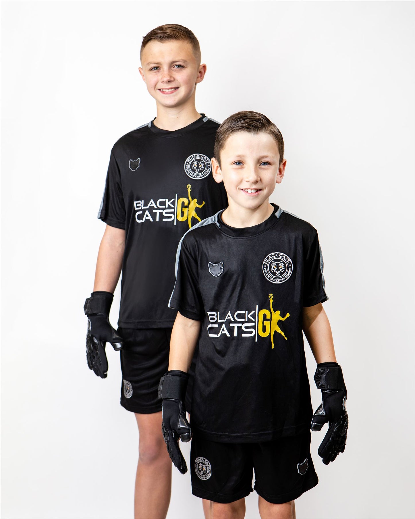 Youth Training Kit Black